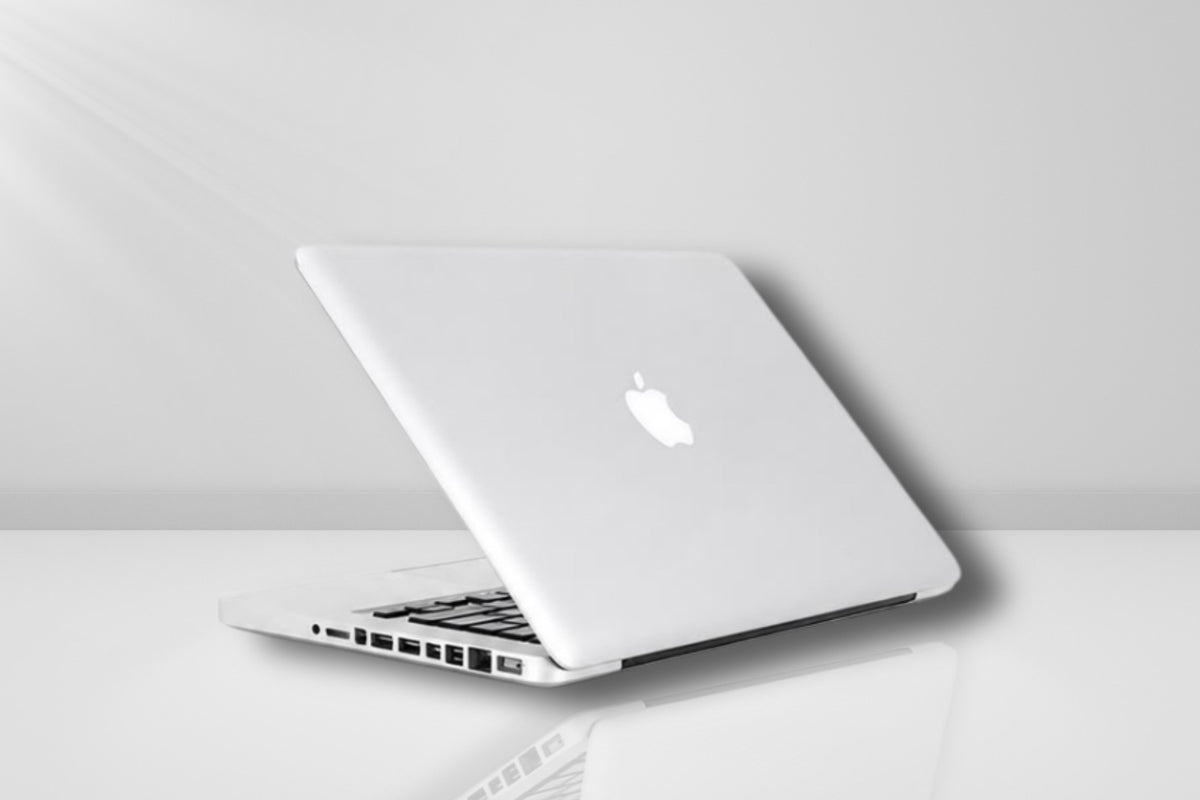 Apple MacBook 13" or 15" | Core 2 Duo | 4GB RAM | 128GB HDD